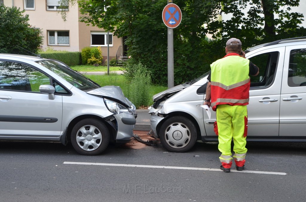 VU Koeln Merheim Olpenerstr P35.JPG - Miklos Laubert